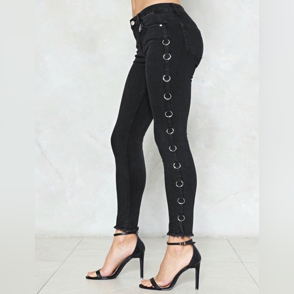 NEW with tags! Redial jeans from Nasty Gal. Silver ring accents. Unique! - Picture 2 of 7